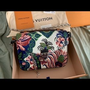 Louis Vuitton Pochette Métis Mini Floral Bag